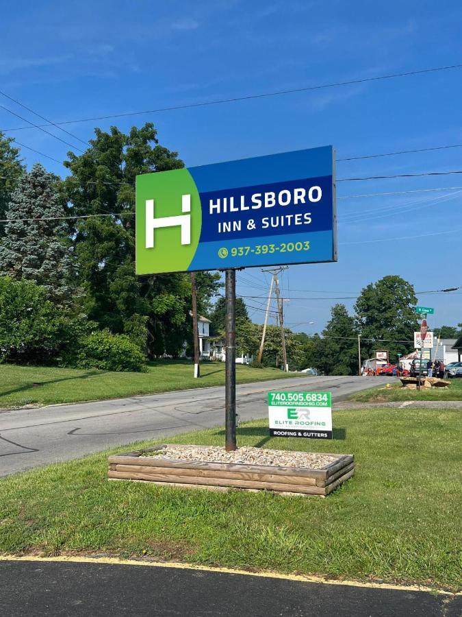 Hillsboro Inn & Suites Bagian luar foto