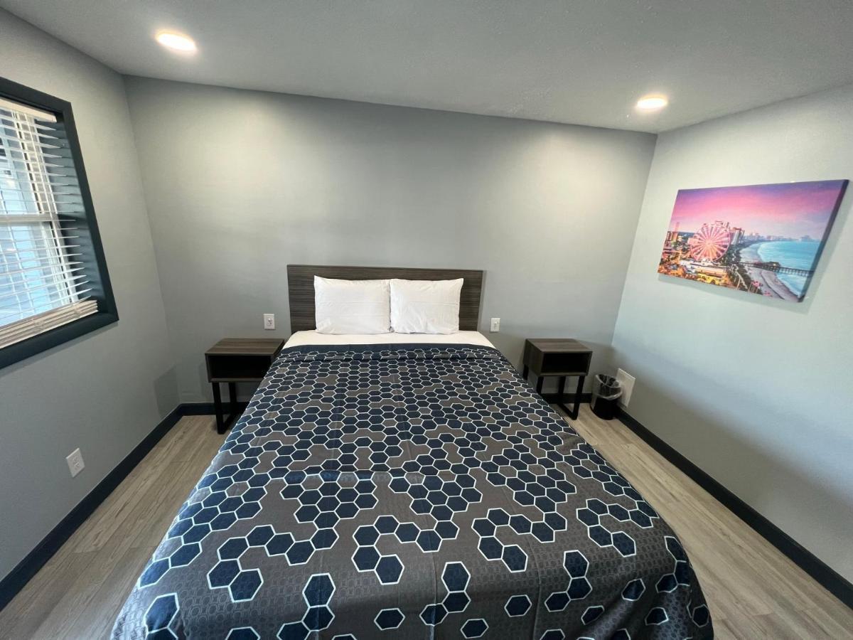 Hillsboro Inn & Suites Bagian luar foto